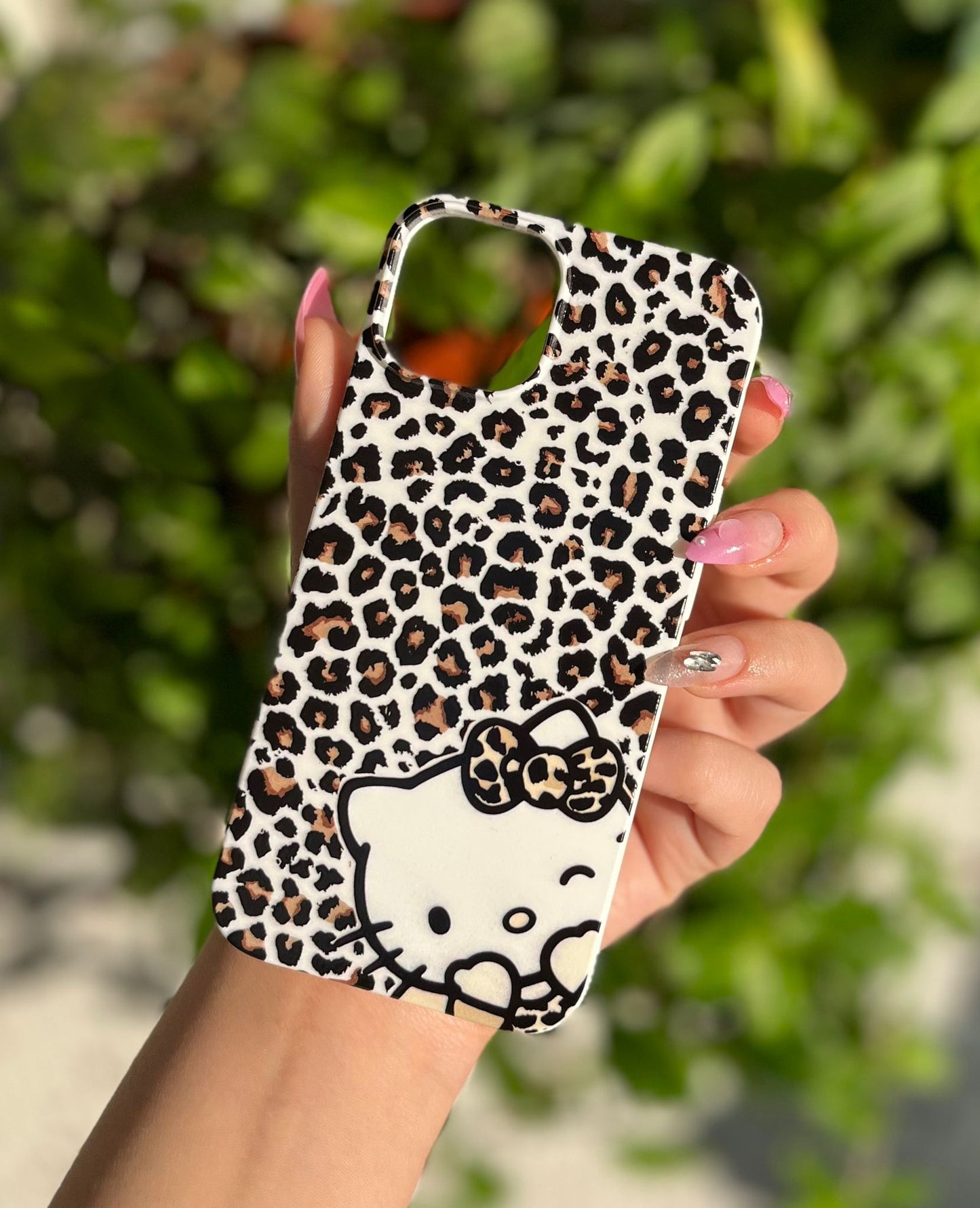Benekli Hello Kitty Temalı Lüx Premium İçi Kadifeli Telefon Kılıfı KOD 136
